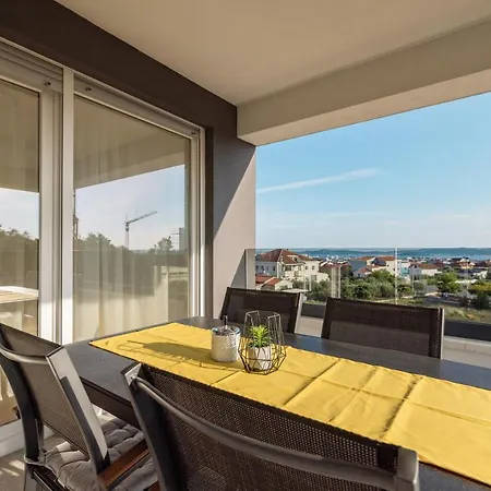 Elegance * Задар